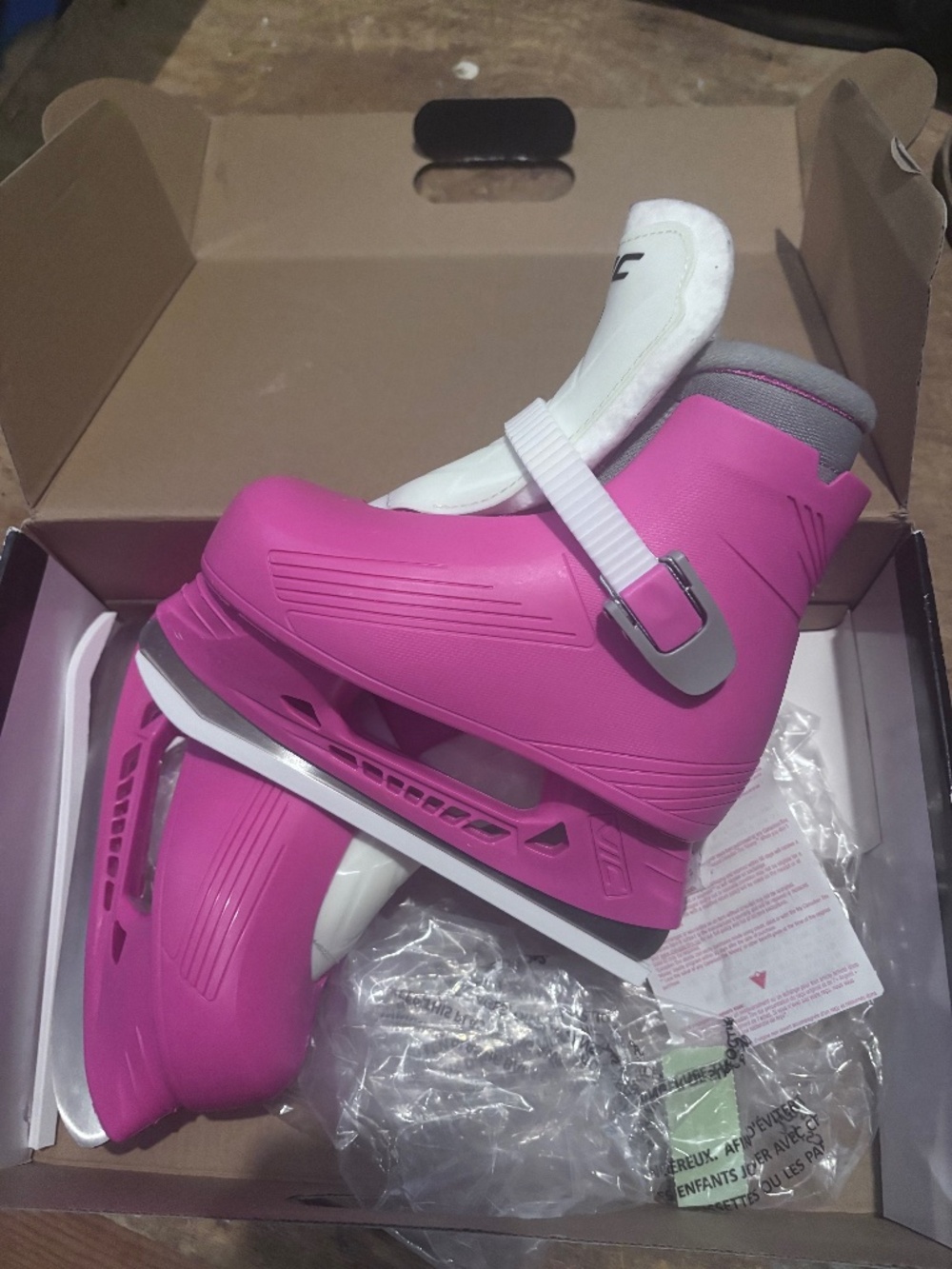 Ice skates girls